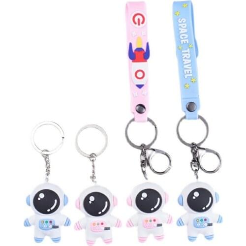 1PCS Spaceman Universe Metal Key Ring Cute Space Astronaut Rocket Planet KeyChain For Men Women Anime Car Accessories