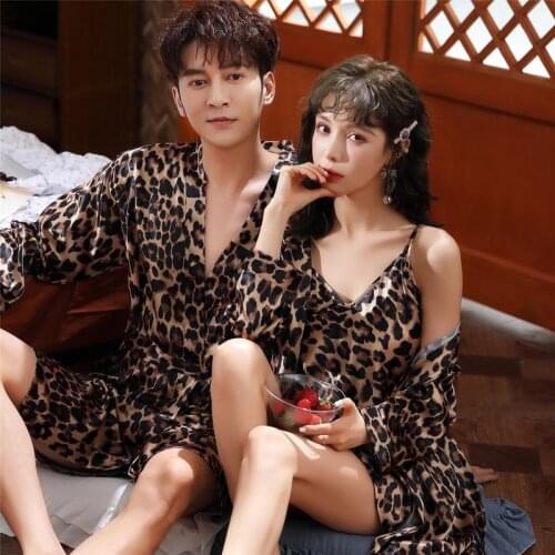 Lovers Summer Leopard Satin Silk Fashion Towel Bath Robe Men Sexy Kimono Hotel Bathrobe Mens Plus Size Dressing Gown Male Robes