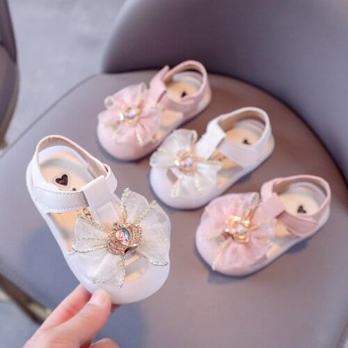 Children Sandals Girls Soft Bottom 2021 Summer New Princess Baby Fashion Cartoon Toes-capped Beach Shoes for Wedding Chic Flats