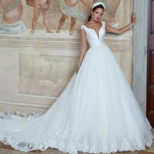 Eightree Lace Long Sleeves Wedding Dresses 2021 Open Back Tulle Applique Backless Fashion Bridal Princess Ball Gowns Custom Size