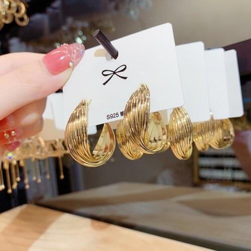 Exaggerated Twisted Multi-layer Metal Earrings Temperamental Simple Internet Celebrity Fashion New Earrings All-matching
