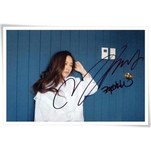 F(x) FX Krystal Autographed with pen photo picture 4*6inches new korean freeshipping 11.2016 03
