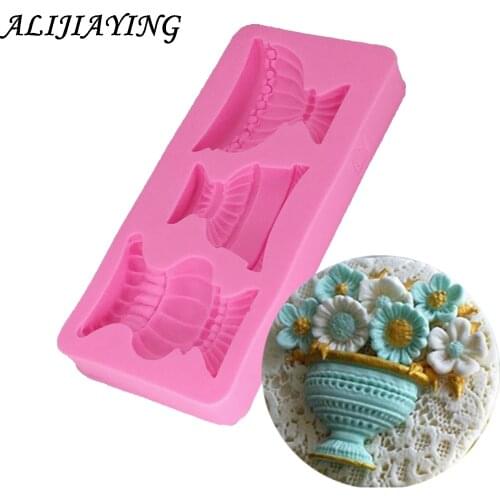 1Pcs 3D Flower bottle Shape Fondant Cake Stencils Chocolate vase Candy Mould Kitchen Cake Decorating Tools D0303