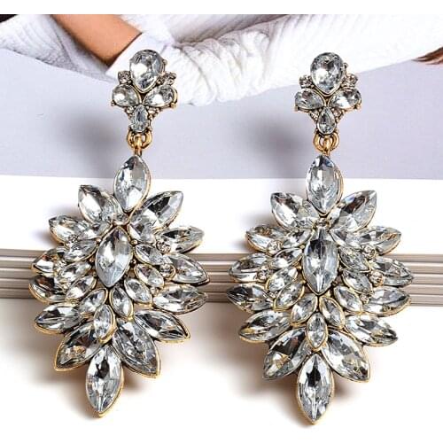 Wholesale Flower Shaped Pure White Crystal Earrings High-quality Fashion Drop Earring Rhinestone Jewelry Accessories For Women