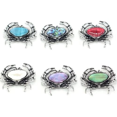 Natural Shell Alloy Animal Pendant Brooch Crab Shape Metal Dyed Abalone Shell Accented Charms for Jewelry Making Ornament