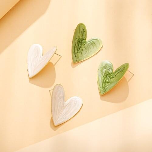 Colorful Acrylic Heart-shaped Big Earrings Fashion Simple Drop Dangle Elegant 2021 trend Womens Earrings Everyday Teen jewelry
