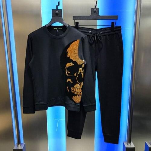 Autumn Winter Personalized Jogging Hot Rhinestone Pullover New Diamond Gold Shining Big Skull Mens Tracksuit Casual Sets