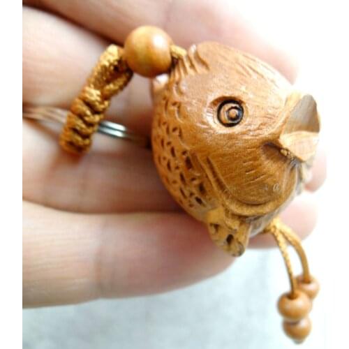 Mahogany Three-dimensional Engraving Key Chain Lifelike fish Buddha Pendant Key Ring Jewelry Gift For Car Accessories L42
