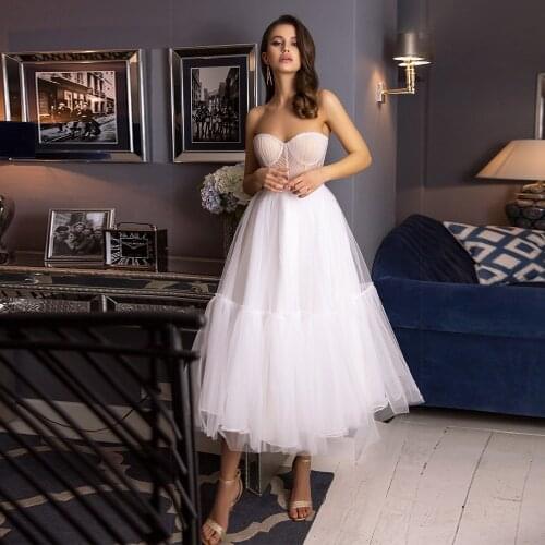 Short Tulle Wedding Dresses Beading Sweetheart Off the Shoulder Ruffles Skirt Tea-length Bridal Gowns 2021