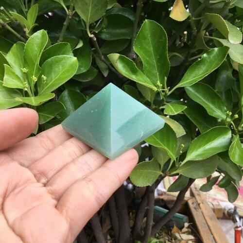High Quality Natural Aventurine Egypt Pyramid Figurines Home Decoration Natural Stone Carved Crafts Chakra Healing Reiki Crystal