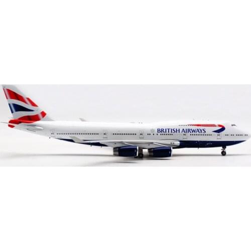1:200 Scale British Airways Airline airplane B747 B747-400 model with base landing gear alloy Kids aircraft collection Gifts