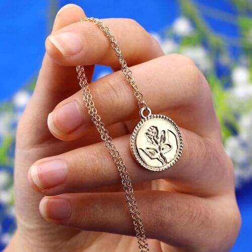 Retro Rose Flower Pendant Necklace For Women Vintage Simple Coin Gold Color Chains Carved Figur Medallion collares collier femme