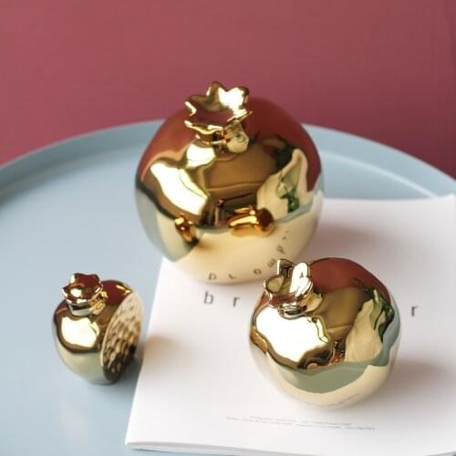 Creative Ceramic Golden Pomegranate Ornaments Figurines Abstract Electroplating Pomegranate Crafts Home Decoration Wedding Gifts