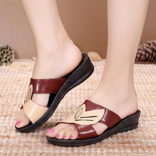 Summer Shoes Women Slippers Living Room Soft Comfortable non-slip mother Slippers Casual Shoes Women New Arrival Fashion Slipper