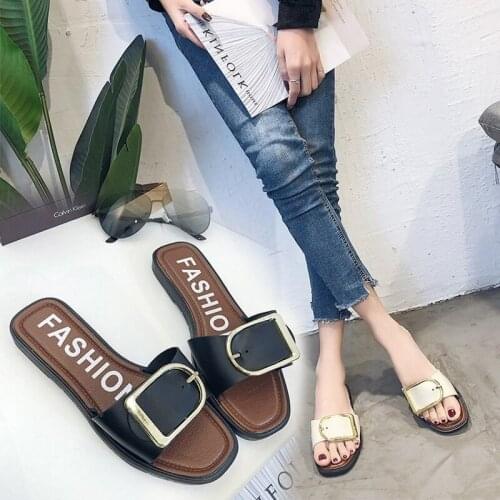 Ladies soft and comfortable flat heel slippers Womens outdoor beach leisure flat shoes