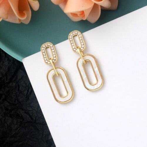 Personality Simple Geometric Oval Shell Earrings Women Fashion Jewelry Party Accessories 2021 New Style Cute Elegant Gift