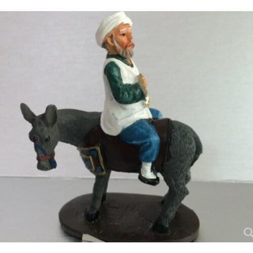 Wholesale crafts statue Avanti figures box court xinjiang tourist souvenirs manufacturers direct sales table handicraft articles