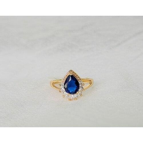 Wholesale Blue Crystal Engagement Claws Design Gold Color Rings for Women CZ Zircon Cubic Elegant Rings Female Wedding Jewelry