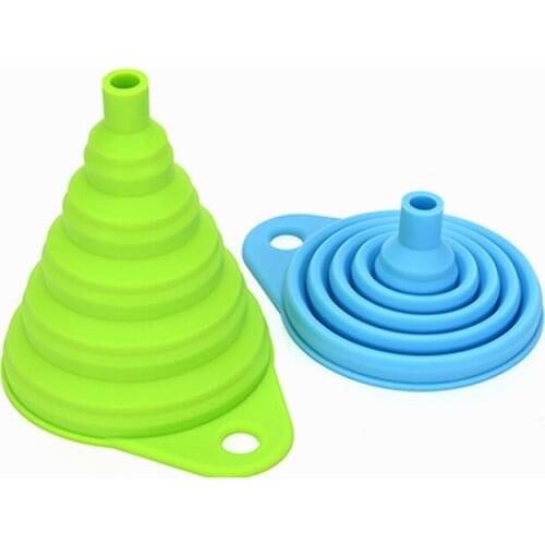 Creative 1 Piece Mini Collapsible Silicone Funnel Portable Hanging Household Liquid Dispensing Kitchen Tool