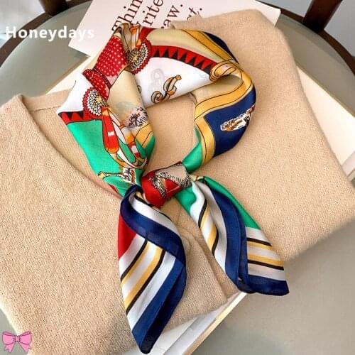 Luxury Brand Plaid Print Square Scarf Carriage Print Silk Scarfs Tied Bag Silk Scarves Fashion Handkerchief Delicate Hair Band