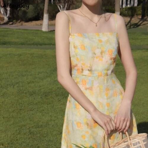 Dress Women Summer Casual Fashion Temperament Backless High Waist Female Sexy Spaghetti Strap Sundress Holiday French Style Lady