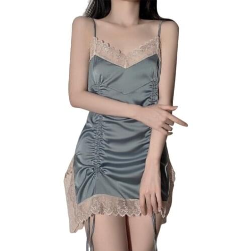 H9ED Erotic Pajamas Sexy Deep V Lingerie Suspender Nightdress Vintage Lace Patchwork Sleepwear with Fold for Womens