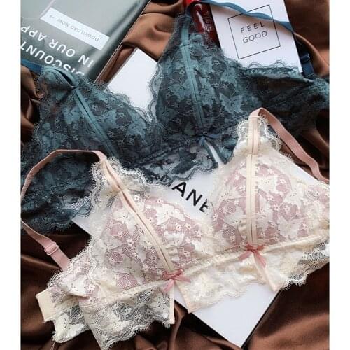 French 2020 New Full Lace Wire Free Underwear Sets Comfortable Push Up Small Girls Dress Intimates Translucent Sexy Bra Panties