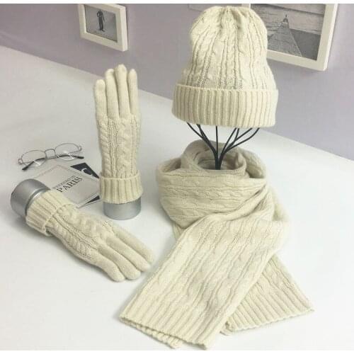 European and American Autumn and Winter Fashion Classic Twist Warm Scarf Glove Suit Solid Color Knitted Three-piece Suit