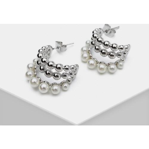 H9 Amorita Boutique Trendy Three Layered Cute Pearl Hoop Earrings For Women Girl Gold Earring Gift 2021