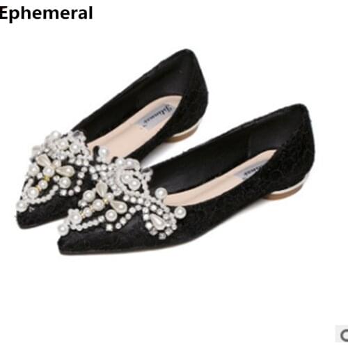 Women Vintage Shoes European And American Style Pointy Toe Flats With Crystal Beading Mesh Air Lace Breathable Slip-On Flat Heel