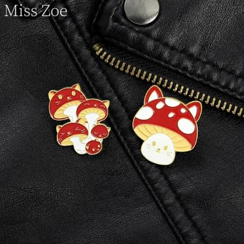 Cat Face Red Mushroom Enamel Pin Badge Cute Face Plant Brooches For Women Cartoon Animal Plant Lapel Pins Jewelry Gift Wholesale