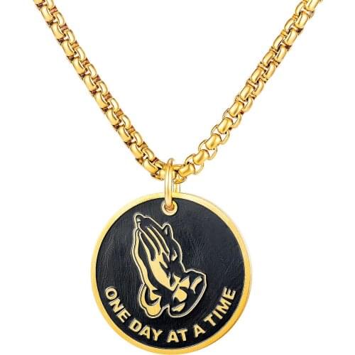Retro Religious Male Jewelry Necklaces Praying Hands Necklace Round Coin Pendant Stainless Steel Accessories for Men