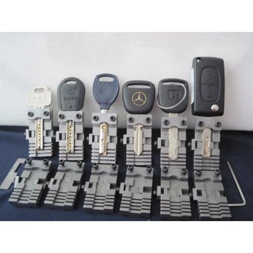 Universal chuck Key Machines Fixture Clamp Locksmith Tools for Key Duplicator Machines Spare Parts for car and house key cutting