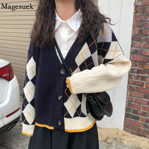 Korean Knitwear V-Neck Vintage Sweater Knitted Cardigan Casual Coat Argyle Oversized Sweater Women Fashion Autumn Clothing 17155