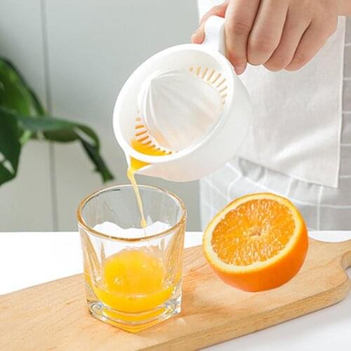 Mini Portable Manual Fruit Squeezer Lemon Juicier Household Kitchen Gadget Tool Original Juice Child Healthy Juicer Tools