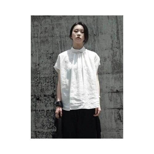 Dark Wind Summer Department of Mori women wear loose pleated hemp material with short-sleeved t-shirt