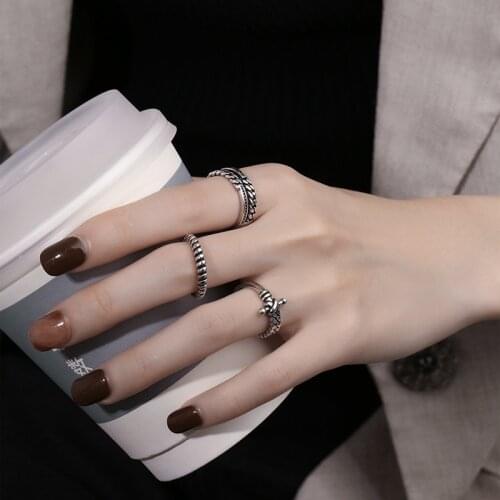 Vintagey Simple Punk Rings For Women Female Metal Geometric Finger Rings Romantic Birthday Gift For Women Jewelry