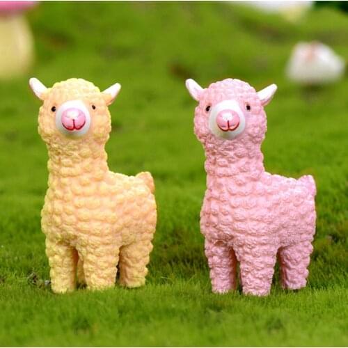 Hot Sale Plastic PVC Keychain Pendan Cute Mini Alpaca Sheep Model Miniatures Doll House Succulents Landscape Decor