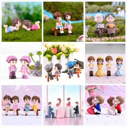 1set Boy Girl Home Decor Sweety Lovers Couple Chair Figurines Miniatures Terrariums Fairy Garden Moss Children Toy Resin Craft