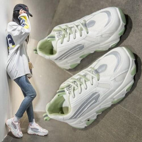 Fashion Women Leisure Shoes Female mesh casual Breathable leather Sneakers Student outdoor sport luminous vulcanize running Shoe