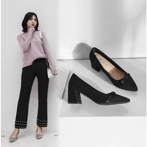 2020 Women Fashion New High Heels Black and White Pumps Shoes Medium High Soft Leather Pointed Toe Office Shoes Pumps U22-47