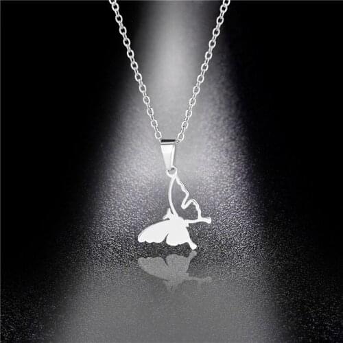 Stainless Steel Cute Butterfly Necklace for Women Fashion Clavicle Chain Necklace Fashion Refined Stylish Mujer Gift Jewelry