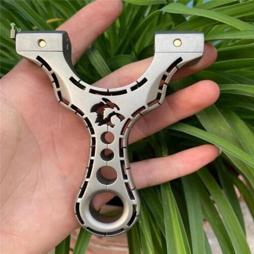 Outdoor Shooting Tool High quality Hunting Catapult TC21-Titanium alloy Material Carved design With flat rubber band Slingshot