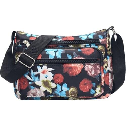 Hot Womens New Single Shoulder Bag Casual Straddle Bag Run In The Jianghu Stall Cheap Flower Cloth Crossbody Bag Wholesale