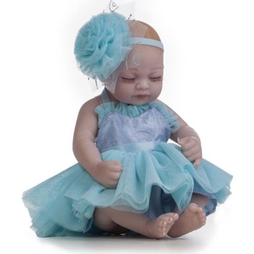 Reborn baby doll ,realistic girl ,soft rubber, every small gifts, children toysChildrens playmates, childrens holiday gifts