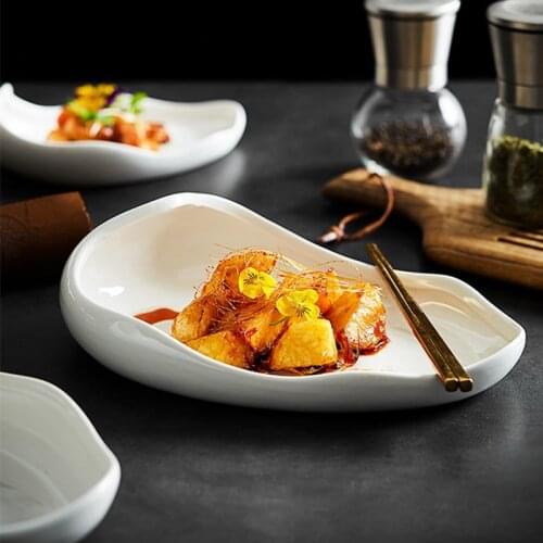White Plates Home Decoration Irregular Steak Plate Hotel Restaurant Ceramic Dessert Plate Chinese Kitchen Ceramic Dinner Plate