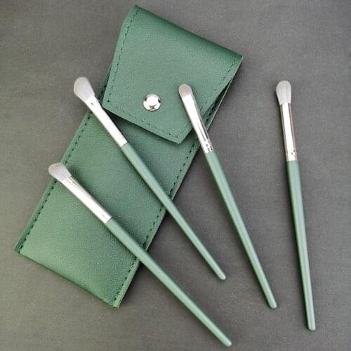 4-piece Basic Facial Makeup Brush Set Soft And Comfortable Eye Shadow Brush Eyebrow Brush Household Makeup Tool