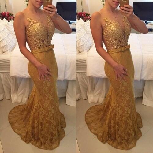 Sexy V-neck Gold Lace Applique Beautiful Lady Long Evening Sey Sheer Back Evening Gowns Mermaid 2018 Mother of the Bride Dresses