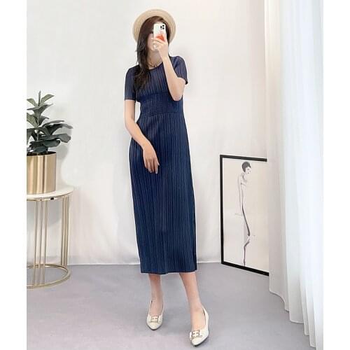 HOT SELLING Miyake fold short sleeve fashion o-neck Draw back dress IN STOCK