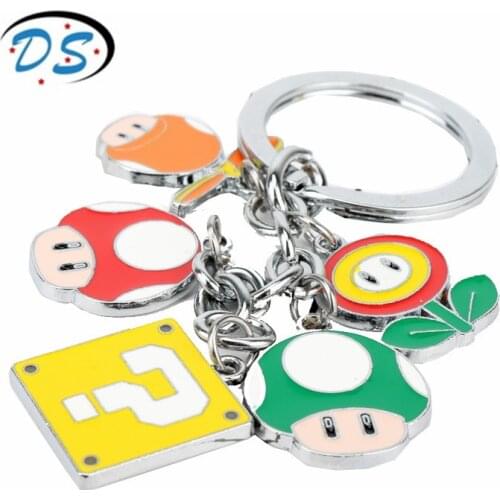 New Arrival Multi-pendants Keychains Classic Game Jewellery accessories Fashion Car key chains keyrings Unisex Gift